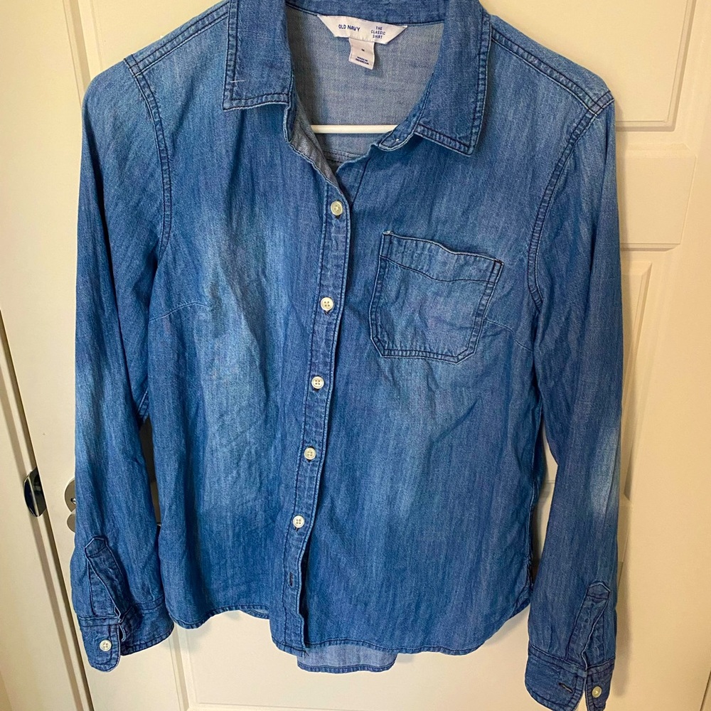 Medium, jean, button up shirt. Hope , iron on.